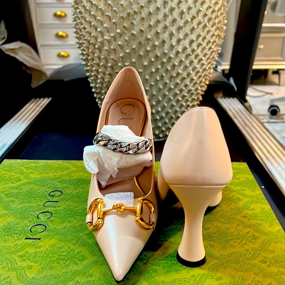 Gucci Shoes Gucci Horsebit Pumps With Chain Size 37bnib Poshmark